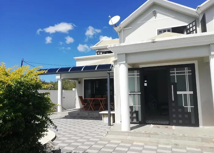 Vanz Villa