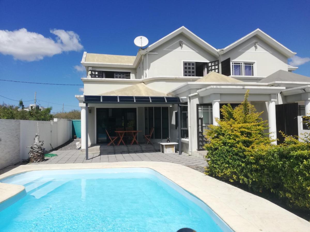Vanz Villa *